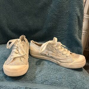 Iridescent Rocket Dogs